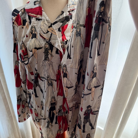 Red Taylor's Version Matching Pajama Set - Picture 2 of 4